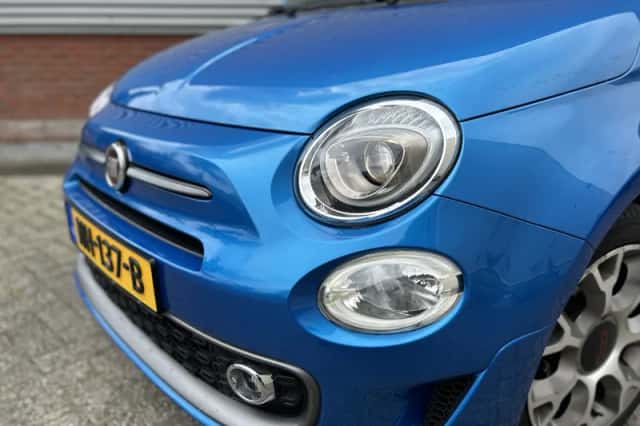 Fiat 500 (2017) thumbnail 2