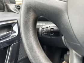 Peugeot 208 (2017) thumbnail 10