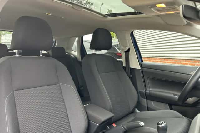 Volkswagen Polo (2021) thumbnail 6