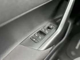 Volkswagen Polo (2021) thumbnail 8