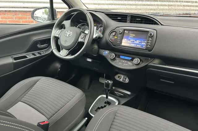 Toyota Yaris (2018) thumbnail 5