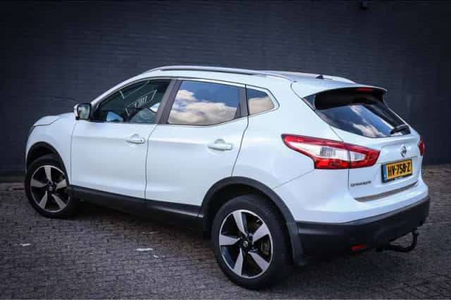Nissan Qashqai (2016) thumbnail 2