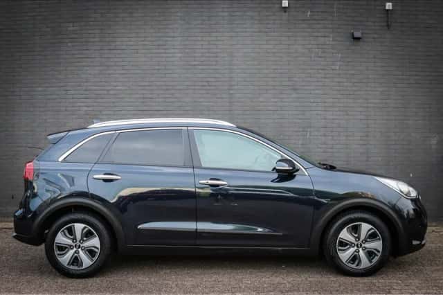 Kia Niro (2019) thumbnail 2