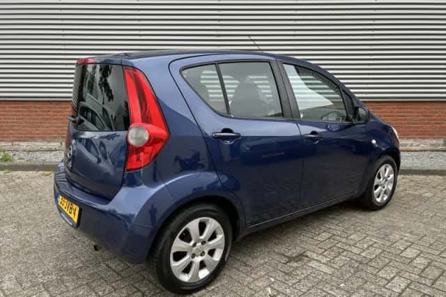 Opel Agila (2009) thumbnail 3
