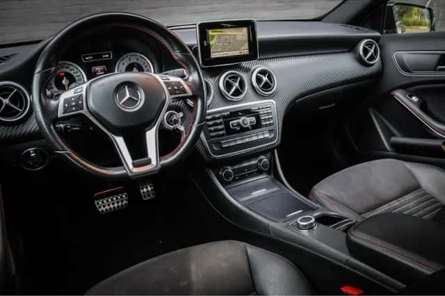 Mercedes-Benz A-Klasse (2015) thumbnail 3