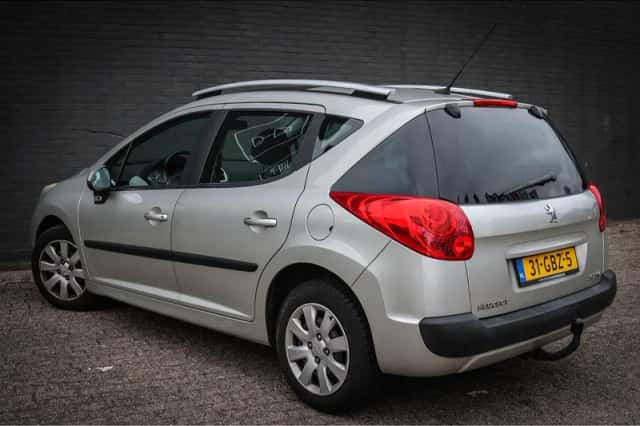 Peugeot 207 (2008) thumbnail 2