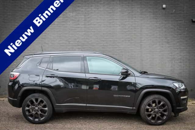 Jeep Compass (2021) thumbnail 1
