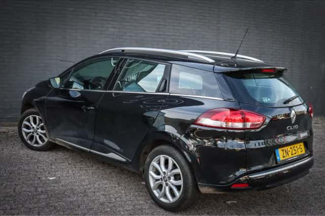 Renault Clio (2019) thumbnail 2
