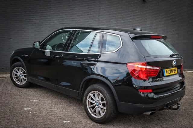 BMW X3 (2015) thumbnail 2