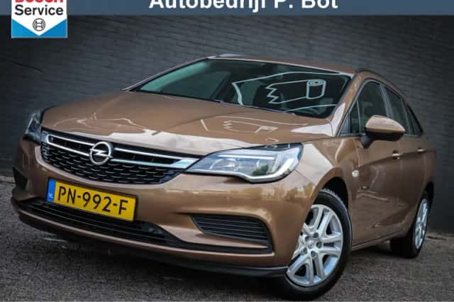 Opel Astra (2017) thumbnail 1