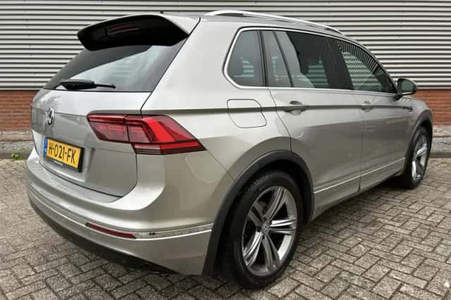 Volkswagen Tiguan (2020) thumbnail 4