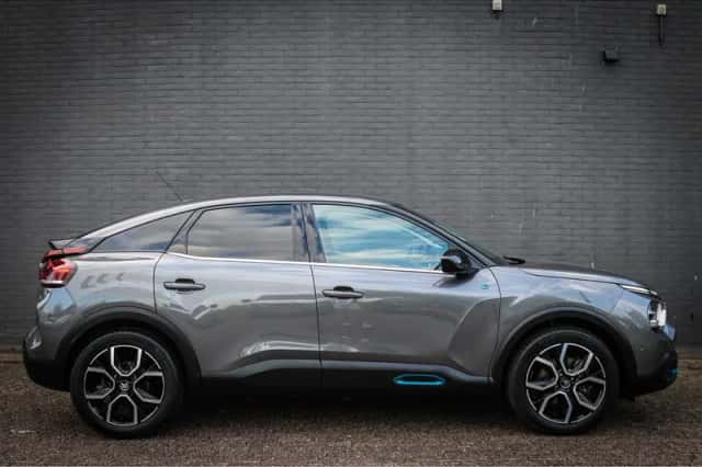 Citroën ë-C4 (2022) thumbnail 2