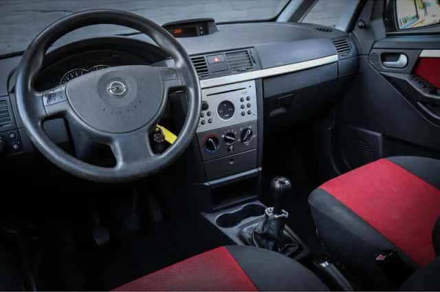 Opel Meriva (2003) thumbnail 3