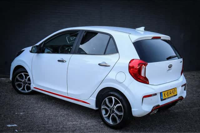 Kia Picanto (2021) thumbnail 3