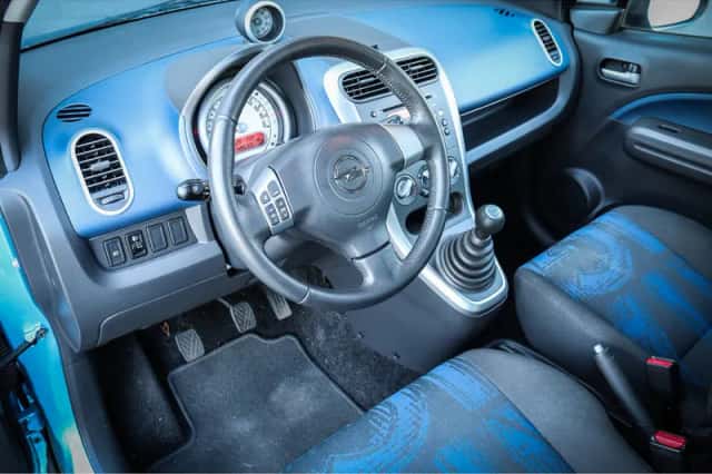 Opel Agila (2012) thumbnail 3