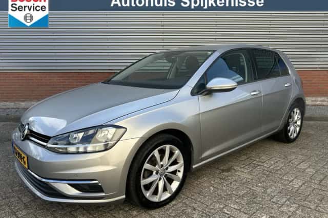 Volkswagen Golf (2019) thumbnail 1