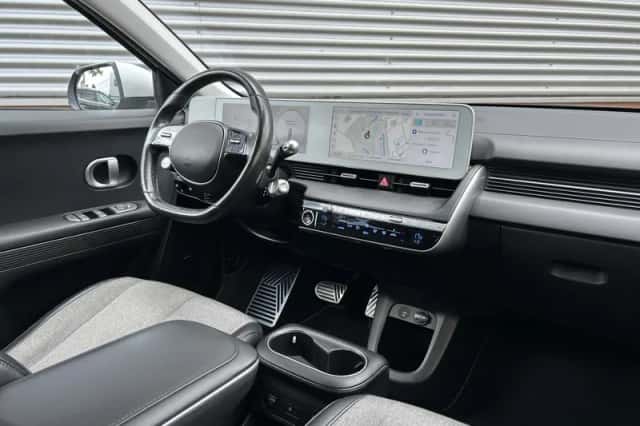 Hyundai Ioniq 5 (2022) thumbnail 4