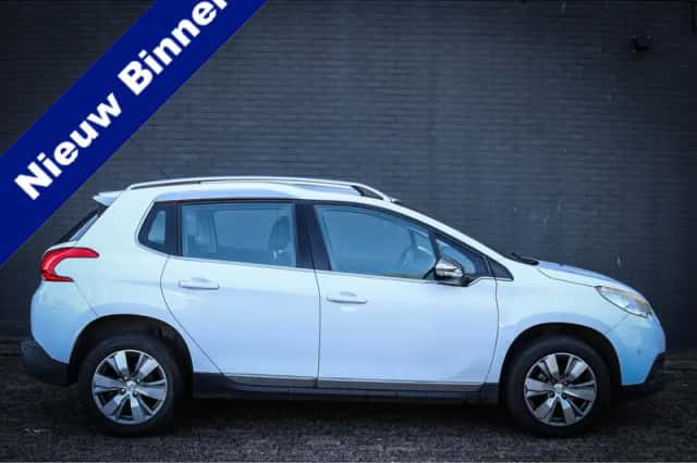 Peugeot 2008 (2013) thumbnail 1