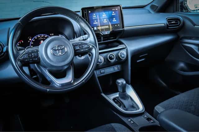 Toyota Yaris Cross (2022) thumbnail 3