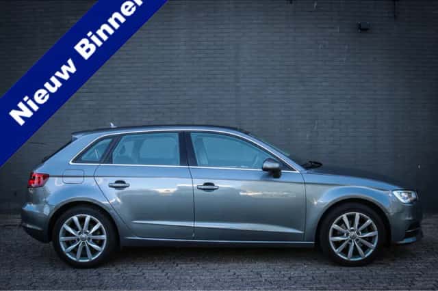 Audi A3 (2015) thumbnail 1