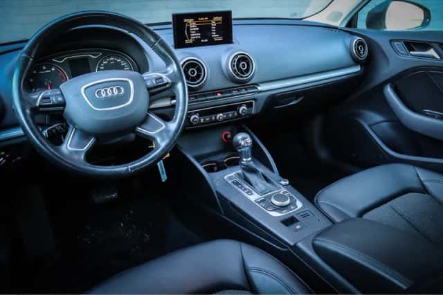 Audi A3 (2015) thumbnail 3