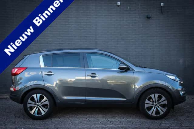 Kia Sportage (2012) thumbnail 1