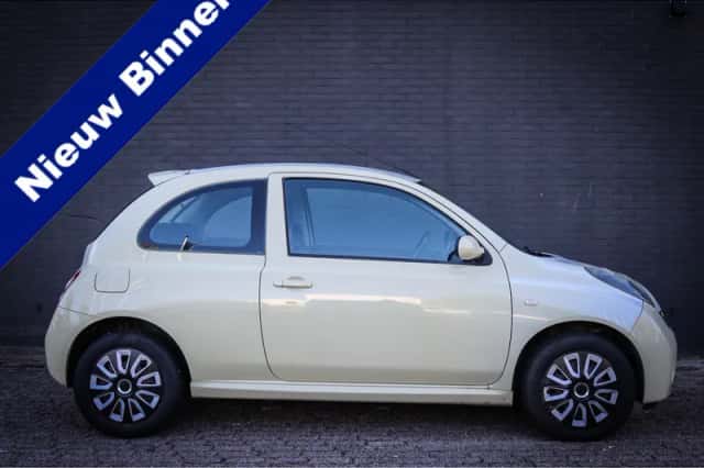 Nissan Micra (2006) thumbnail 1