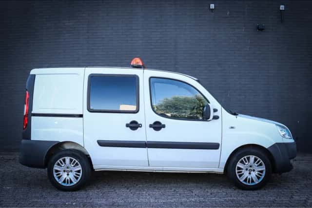 Fiat Doblò (2008) thumbnail 3