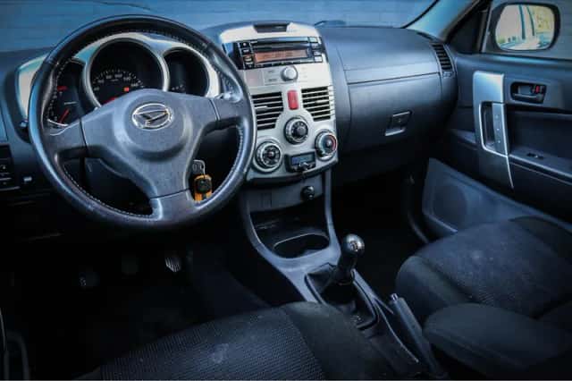 Daihatsu Terios (2009) thumbnail 3