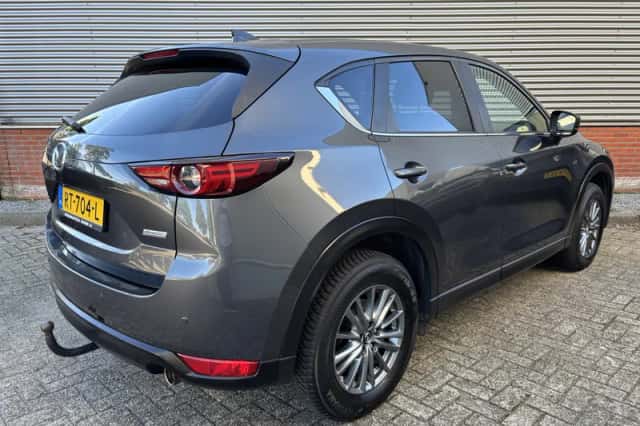 Mazda CX-5 (2018) thumbnail 2