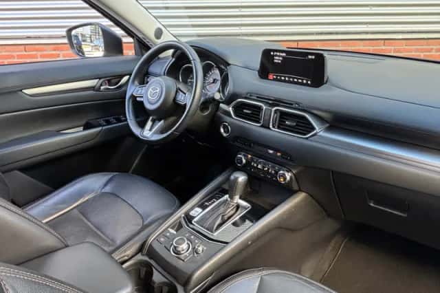 Mazda CX-5 (2018) thumbnail 3