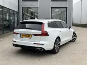 Volvo V60 (2020) thumbnail 2