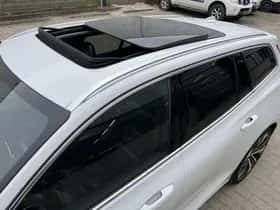 Volvo V60 (2020) thumbnail 81