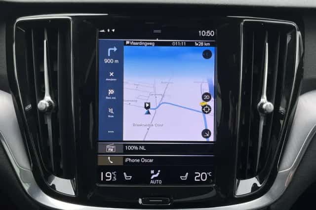 Volvo V60 (2020) thumbnail 10