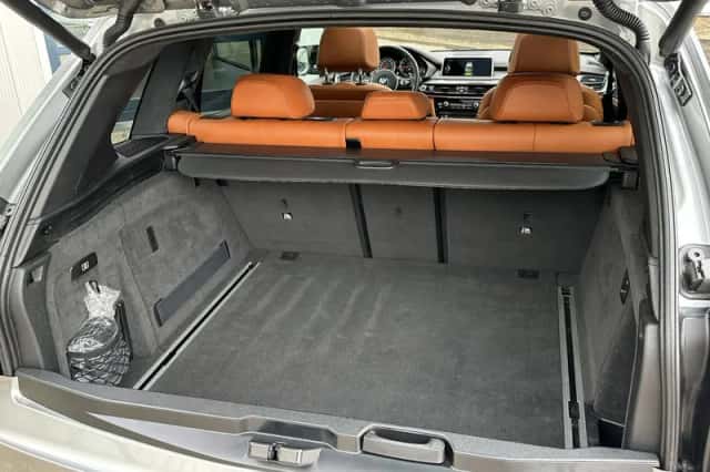 BMW X5 (2015) thumbnail 27