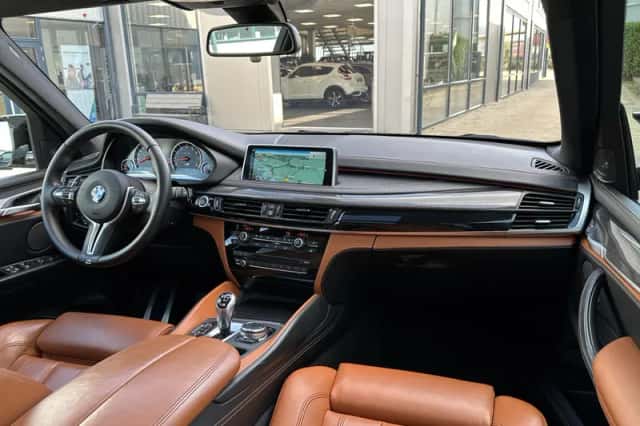 BMW X5 (2015) thumbnail 48