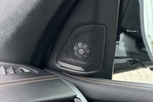 BMW X5 (2015) thumbnail 68