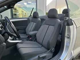 Volkswagen T-Roc (2021) thumbnail 12