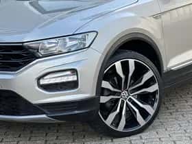 Volkswagen T-Roc (2021) thumbnail 16