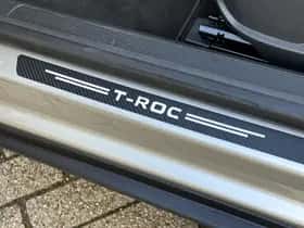 Volkswagen T-Roc (2021) thumbnail 28