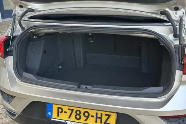 Volkswagen T-Roc (2021) thumbnail 30