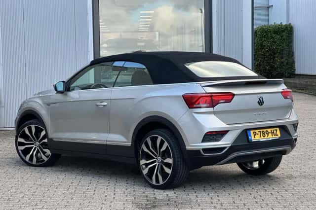 Volkswagen T-Roc (2021) thumbnail 35