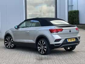 Volkswagen T-Roc (2021) thumbnail 35
