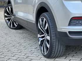 Volkswagen T-Roc (2021) thumbnail 40