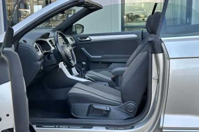 Volkswagen T-Roc (2021) thumbnail 46