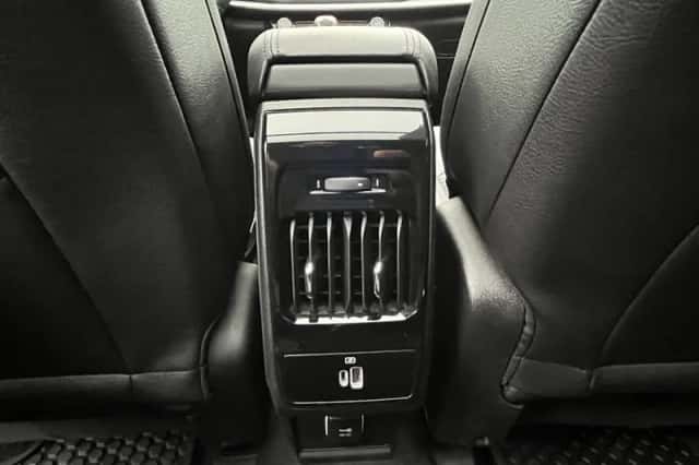 Jeep Compass (2022) thumbnail 32