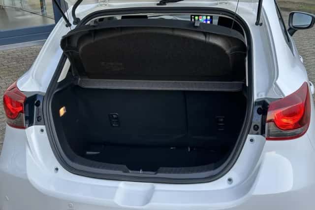 Mazda 2 (2023) thumbnail 33