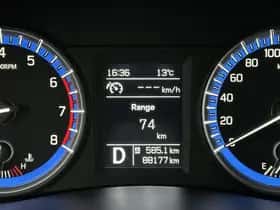 Suzuki S-Cross (2015) thumbnail 16