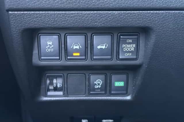 Nissan X-Trail (2020) thumbnail 54