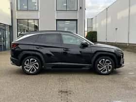 Hyundai Tucson thumbnail 2